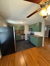 5901 W 75th St in Prairie Village, KS - Building Photo - Building Photo