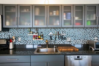 1220 Buttonwood St, Unit Apt 404 in Philadelphia, PA - Building Photo - Building Photo