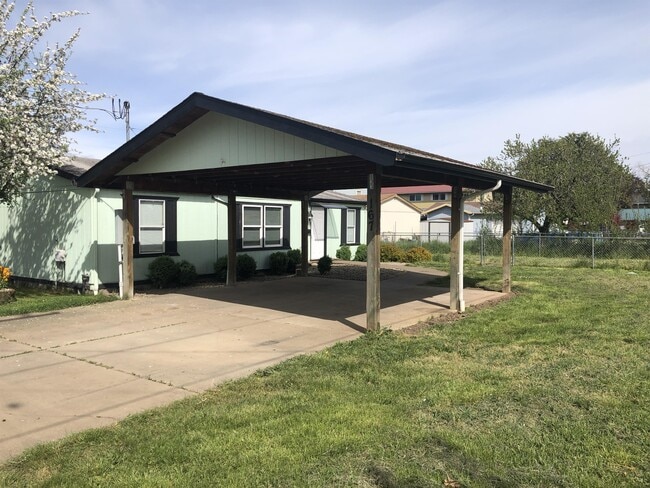 property at 167 W Rose St