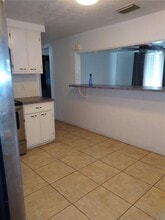 2103 Hess Dr in Holiday, FL - Building Photo - Building Photo