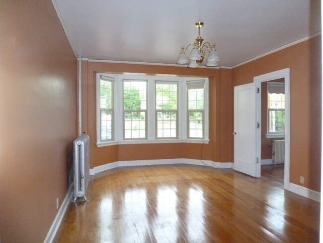property at 440 N Park Ave