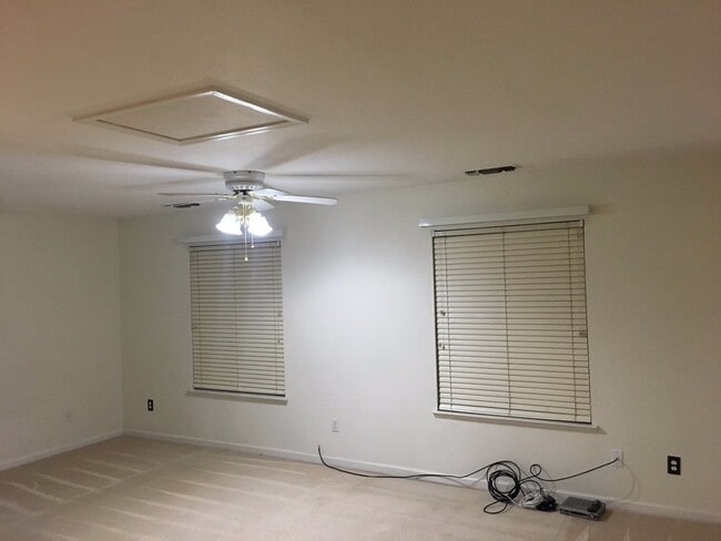 177 W Springer Dr in Turlock, CA - Building Photo - Building Photo