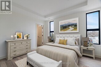 4390 Hillview Dr in Lincoln, ON - Building Photo - Building Photo