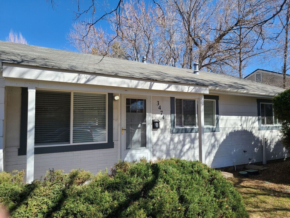 3474 S Grape St in Denver, CO - Building Photo