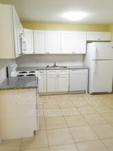 330 Dundee Dr in Kissimmee, FL - Building Photo - Building Photo