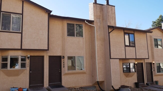 1440 Territory Trail