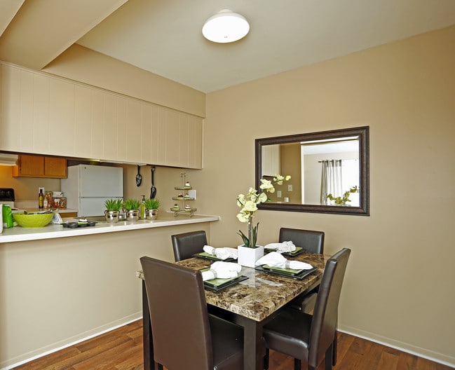 Drakeshire Apartments in Lapeer, MI - Foto de edificio - Interior Photo