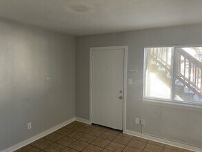 215 Lovelace Dr in Tallahassee, FL - Building Photo - Building Photo