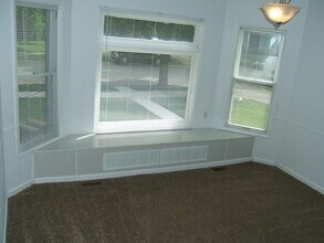 104 Lincoln St, Unit 1 in Mount Clemens, MI - Foto de edificio - Building Photo