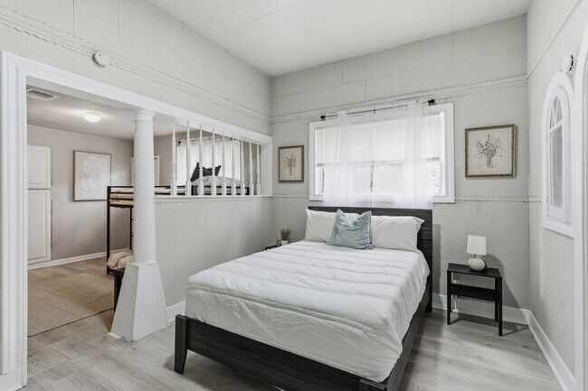 314 W Cevallos in San Antonio, TX - Building Photo - Building Photo