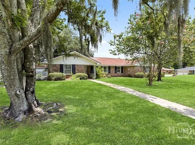 property at 1614 Queensbury St