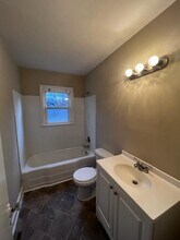 1034 E Lexington Ave in High Point, NC - Building Photo - Building Photo