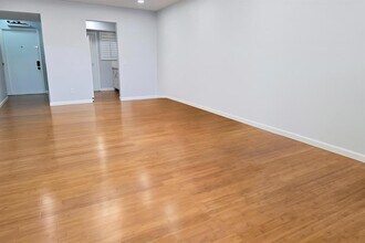 2461 SW 82nd Ave, Unit 103 in Davie, FL - Foto de edificio - Building Photo