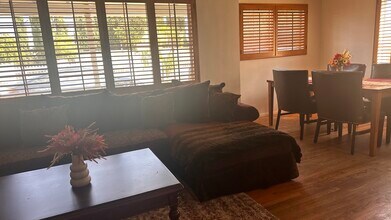 5965 Wilbur Ave in Los Angeles, CA - Building Photo - Building Photo