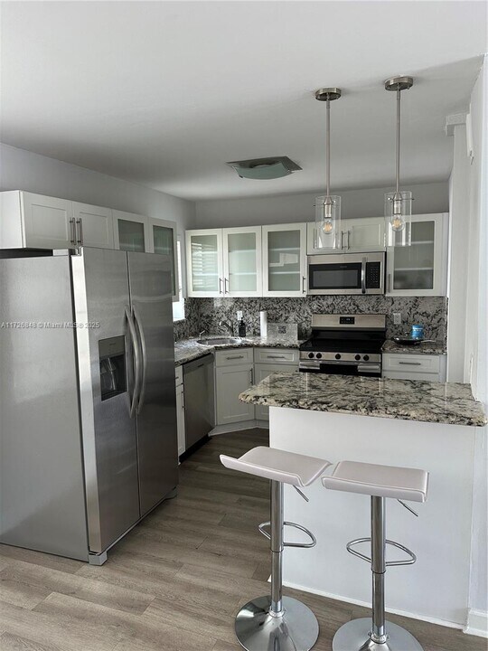 201 Jefferson Ave in Miami Beach, FL - Building Photo
