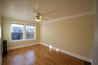 4826 W Addison St in Chicago, IL - Building Photo - Building Photo