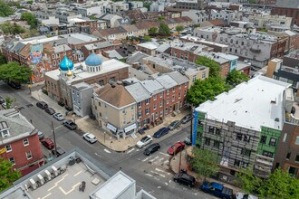 451 Fairmount Ave in Philadelphia, PA - Building Photo - Building Photo