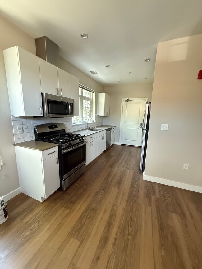 11 Alder St-Unit -4-2C in Waltham, MA - Building Photo - Building Photo