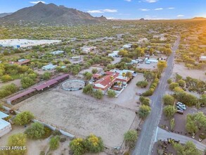 5438 E Yolantha St in Cave Creek, AZ - Building Photo - Building Photo