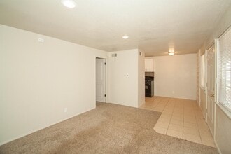 109 S 9th St in Broken Arrow, OK - Building Photo - Building Photo