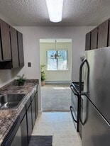 Wellsforth Apartments in Renton, WA - Building Photo