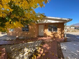 11213 Chico Rd NE in Albuquerque, NM - Building Photo