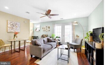 1138 South St in Philadelphia, PA - Building Photo - Building Photo