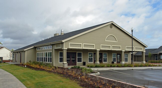 Evergreen Senior Living in Eugene, OR - Building Photo - Building Photo