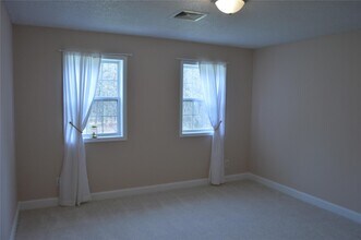 63 Tivoli Gardens in Tivoli, NY - Building Photo - Building Photo