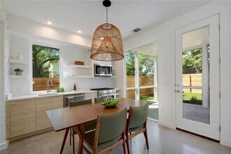 5514 Avenue H in Austin, TX - Building Photo - Building Photo