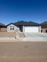 2525 Joe Ln. in Clovis, NM - Building Photo