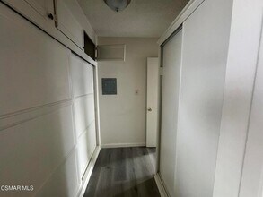 13507 Victory Blvd in Los Angeles, CA - Building Photo - Building Photo