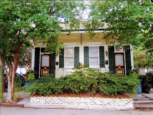 447 Elmira Ave, Unit 447 Elmira Avenue