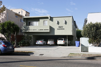 2 Bed 2 Bath + Den & Private Backyard (90034) in Los Angeles, CA - Building Photo - Building Photo