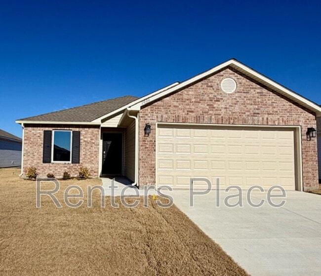 1006 W Lawton Rd in Claremore, OK - Building Photo - Building Photo