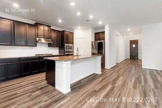 9447 Witten Dr in San Antonio, TX - Building Photo - Building Photo