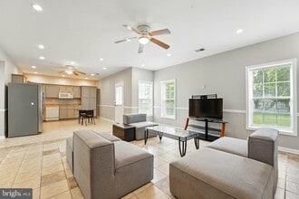 14863 Chimbote Ct in Gainesville, VA - Building Photo - Building Photo
