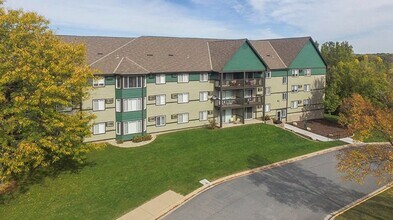 4776 Centerville Rd, Unit 48-224.1017869 in White Bear Lake, MN - Building Photo - Building Photo