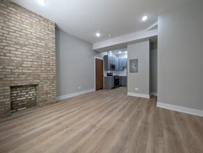 440 W Belden Ave, Unit #428-09 in Chicago, IL - Building Photo - Building Photo