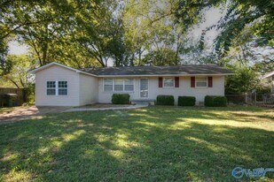 403 Arthur St NW in Huntsville, AL - Building Photo