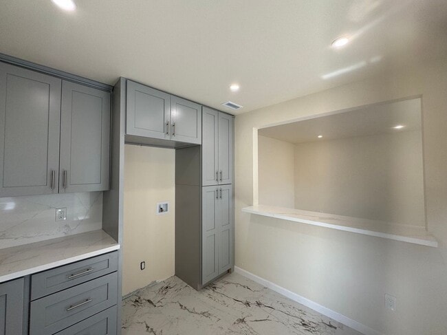 property at 851 N San Antonio Ave