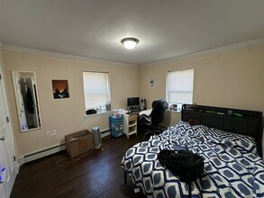 435 Walnut Ave in Boston, MA - Building Photo - Building Photo