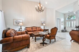 6545 Chestnut Cir in Naples, FL - Building Photo - Building Photo