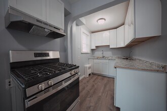 6 Knowles Ave in Saugus, MA - Building Photo - Building Photo