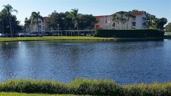 9300 Clubside Cir, Unit 1306 in Sarasota, FL - Building Photo