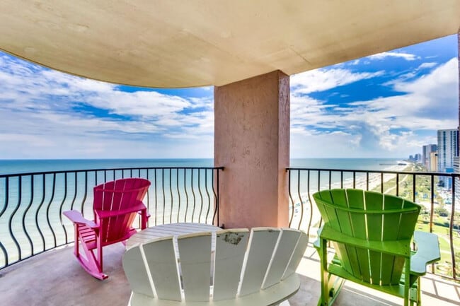 2500 N Ocean Blvd in Myrtle Beach, SC - Building Photo - Building Photo