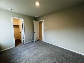 628 Cofer Wy in Fort Worth, TX - Foto de edificio - Building Photo