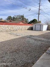 2800 Escarpa Dr in El Paso, TX - Building Photo - Building Photo