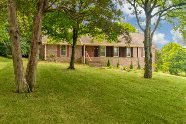 property at 818 Curtis Dr