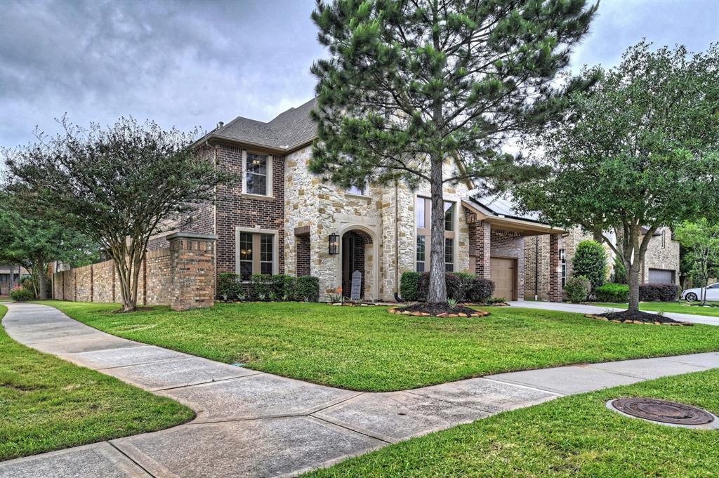 17523 Mineral Bluff Ln in Humble, TX - Foto de edificio